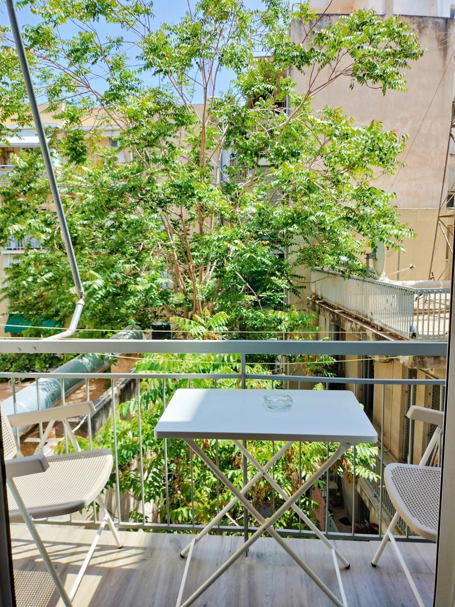 Koukaki Cozy Apartment 5 Minutes To Metro Athens Exterior photo